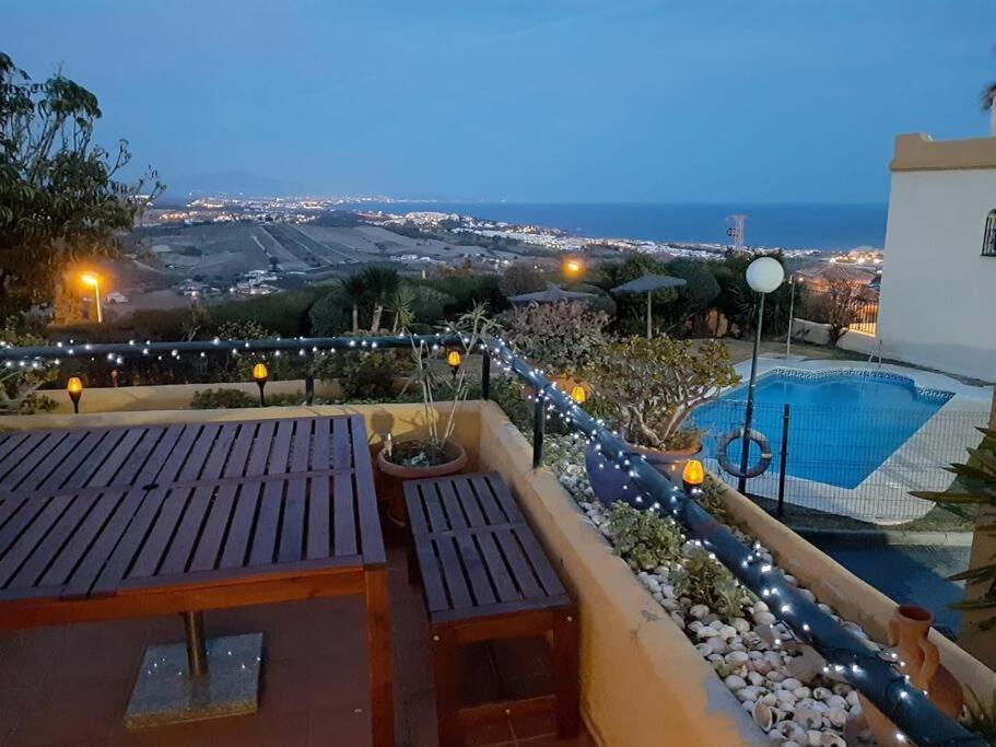 3 Bedroom Home With Amazing Views & Outdoor Spaces Манилва Экстерьер фото